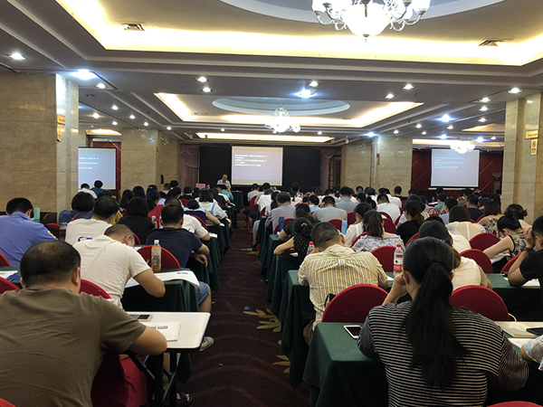 社会与管理专业可以报考2020年二级建造师考试吗？